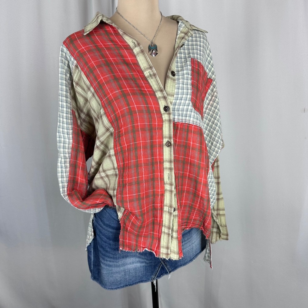 Easel Los Angeles M Patchwork Plaid Button Front Asymmetrical‎ Boho Shirt